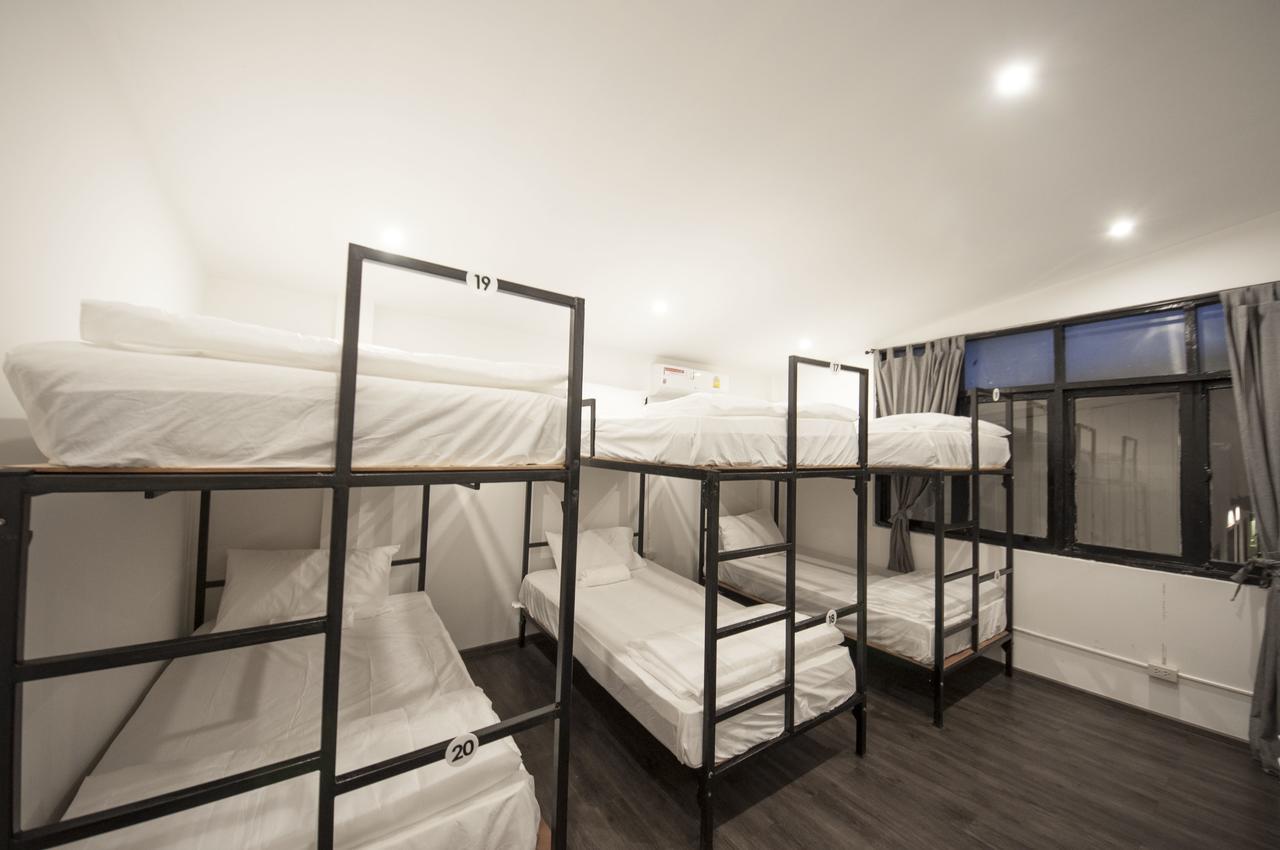 The Hidden House Hostel Bangkok Kültér fotó