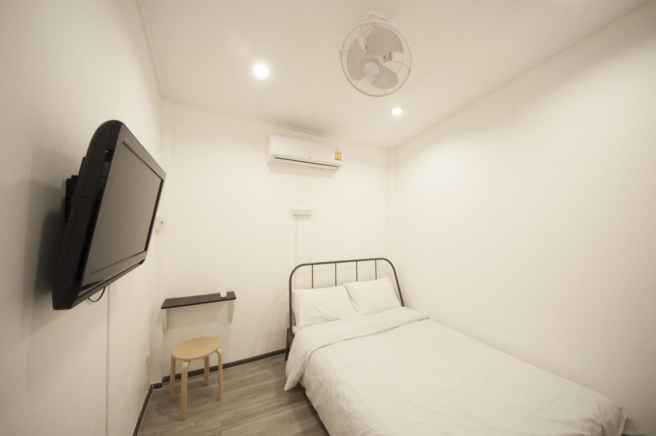 The Hidden House Hostel Bangkok Kültér fotó