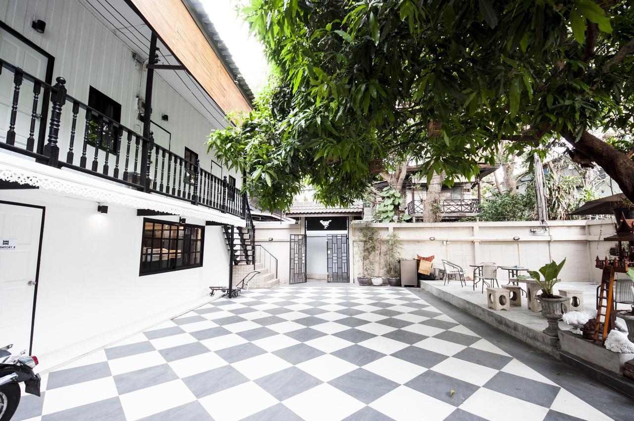 The Hidden House Hostel Bangkok Kültér fotó