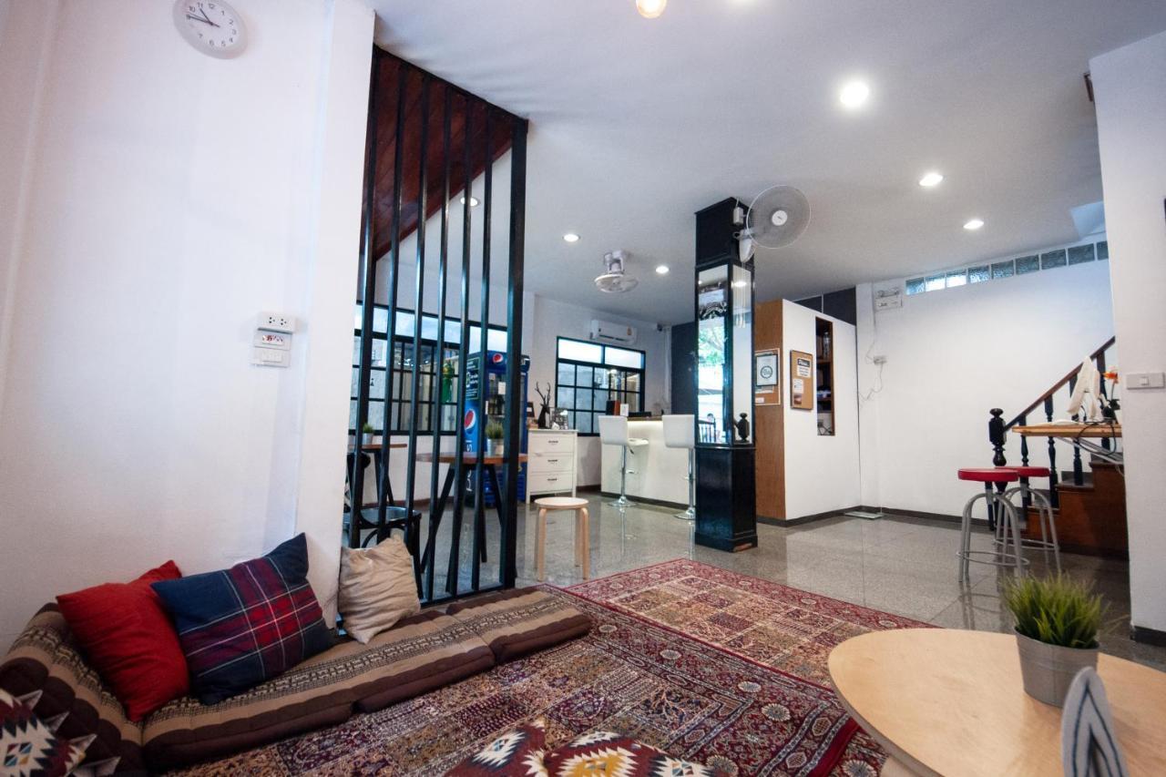 The Hidden House Hostel Bangkok Kültér fotó