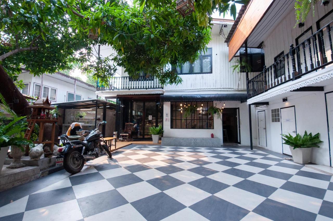 The Hidden House Hostel Bangkok Kültér fotó