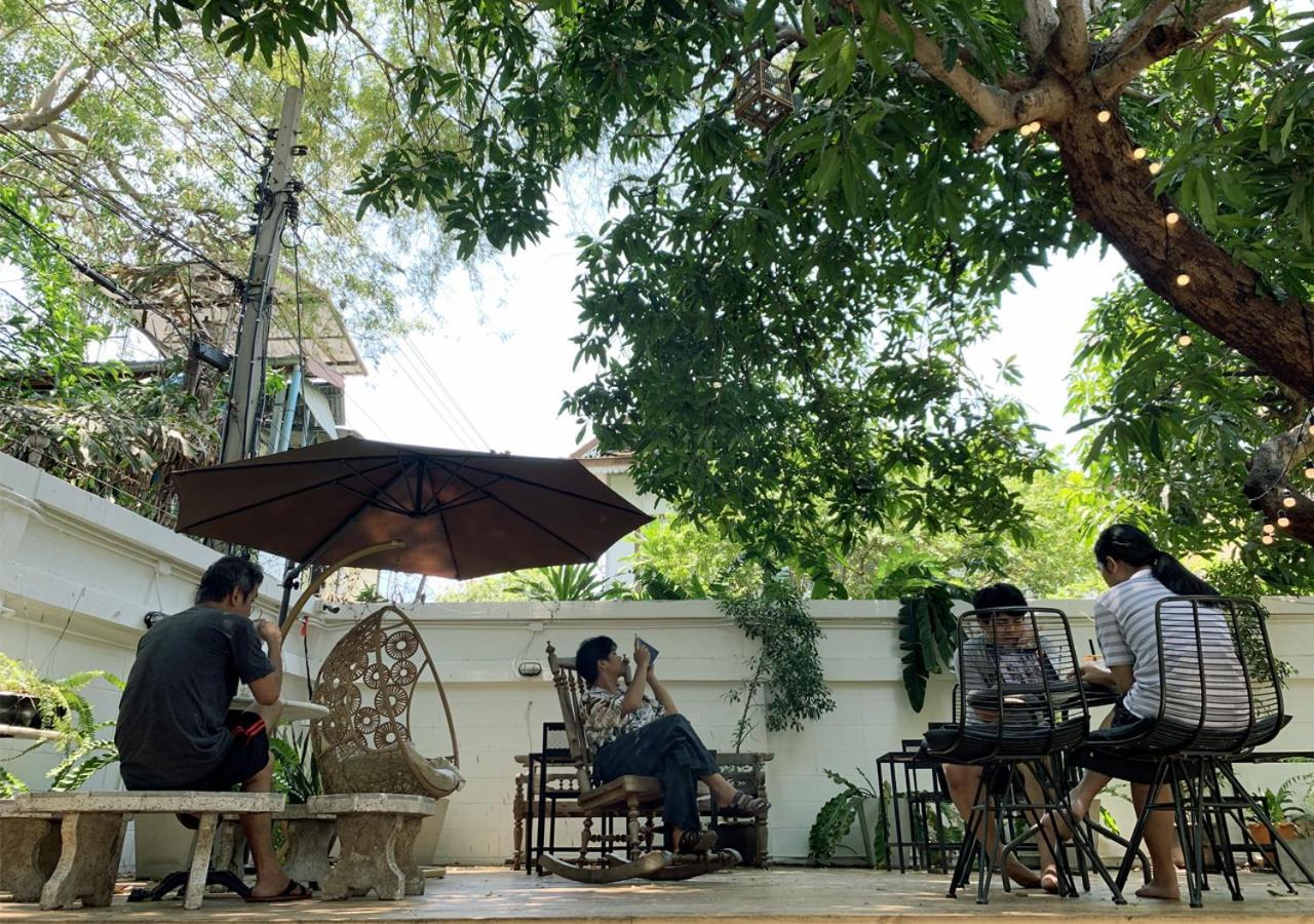 The Hidden House Hostel Bangkok Kültér fotó